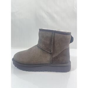 UGG Classic Mini II Boots Women's Size 6 Brown Suede Shearling Ankle Winter Warm